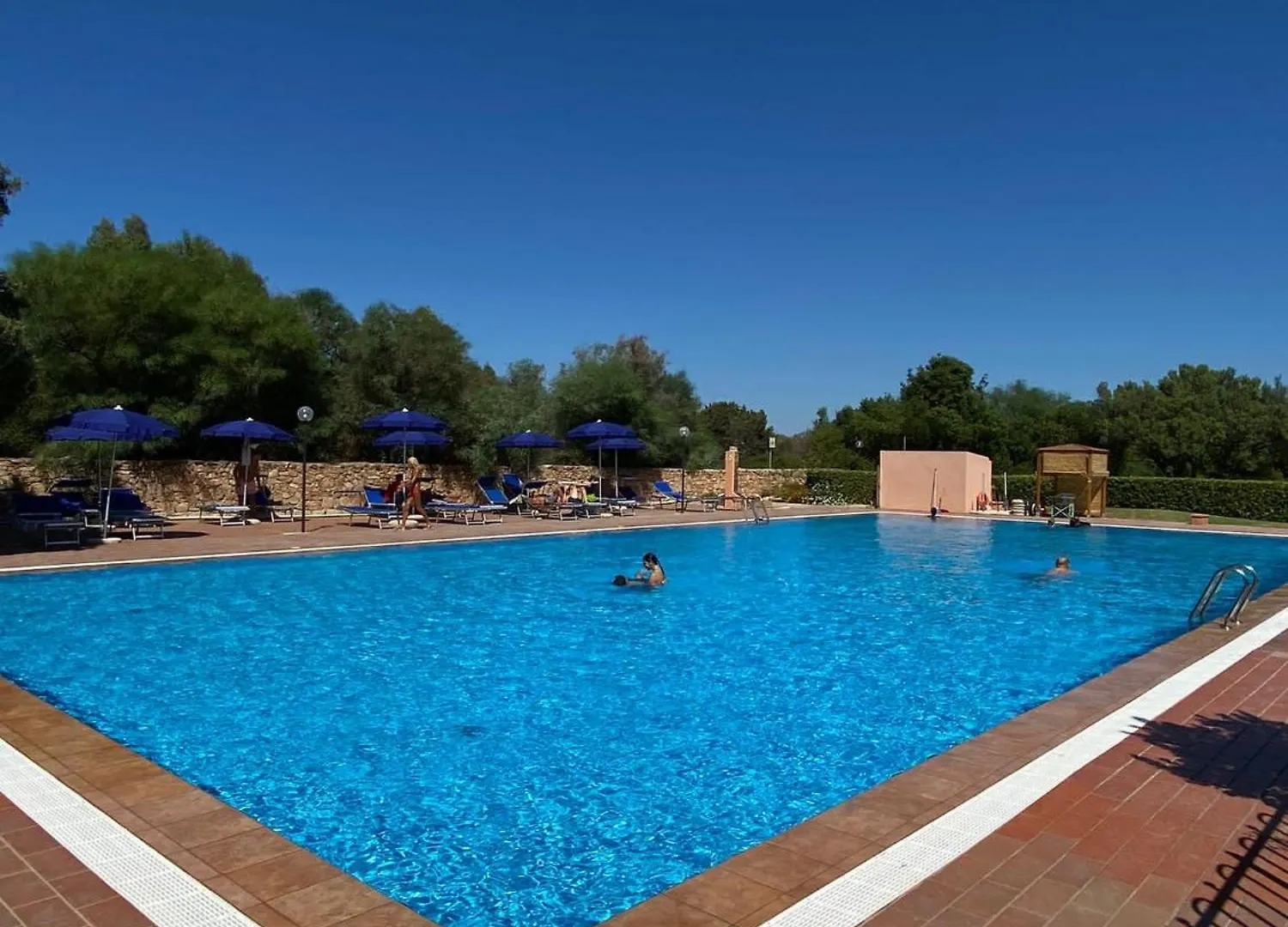 Ampio Trilocale Sul Golfo Di Marinella Villa İtalya