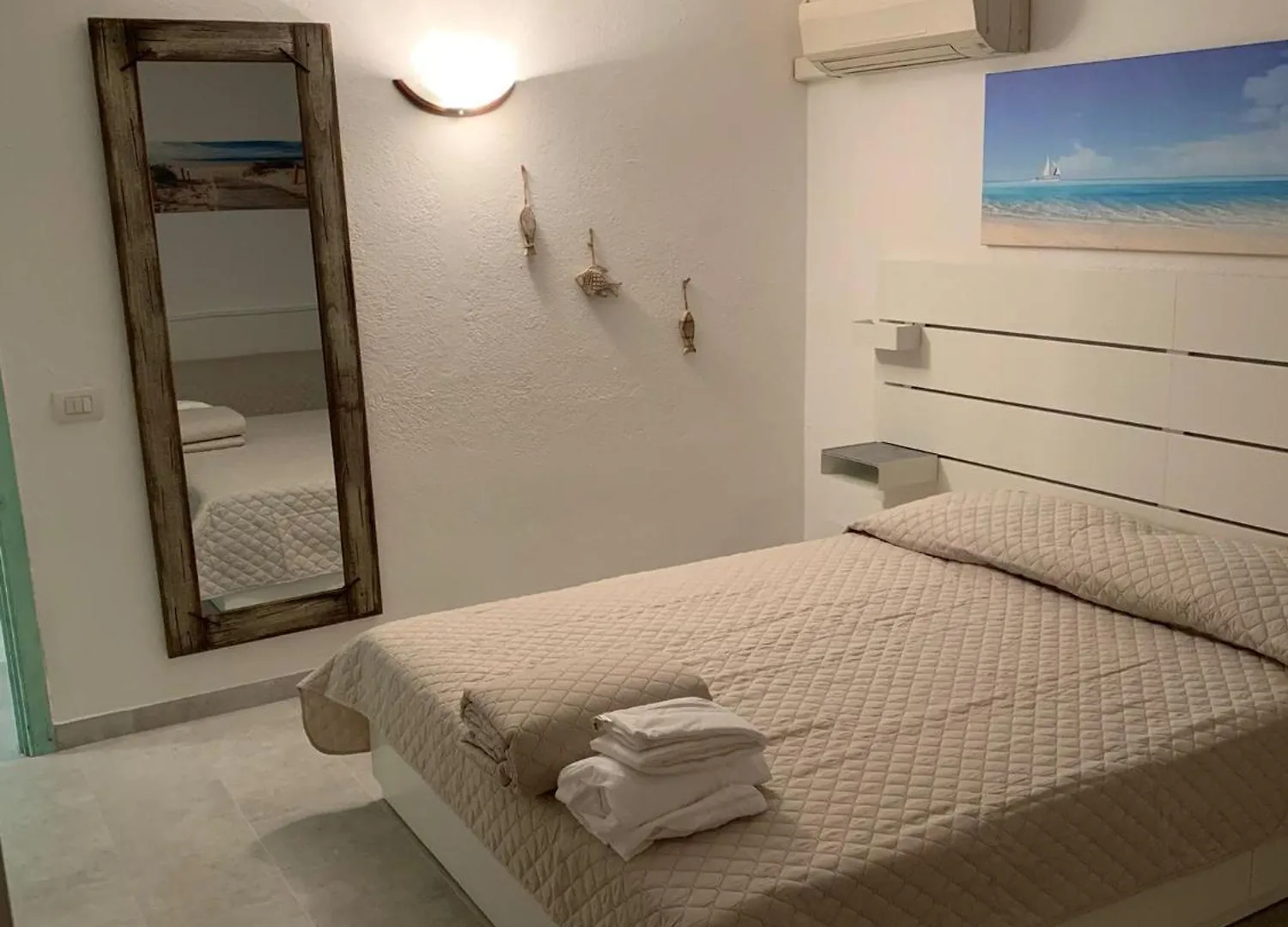 Ampio Trilocale Sul Golfo Di Marinella Villa İtalya