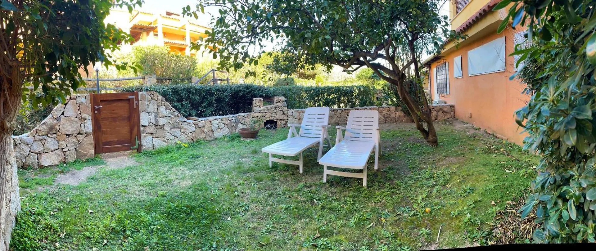 Holiday home Ampio Trilocale Sul Golfo Di Marinella Villa